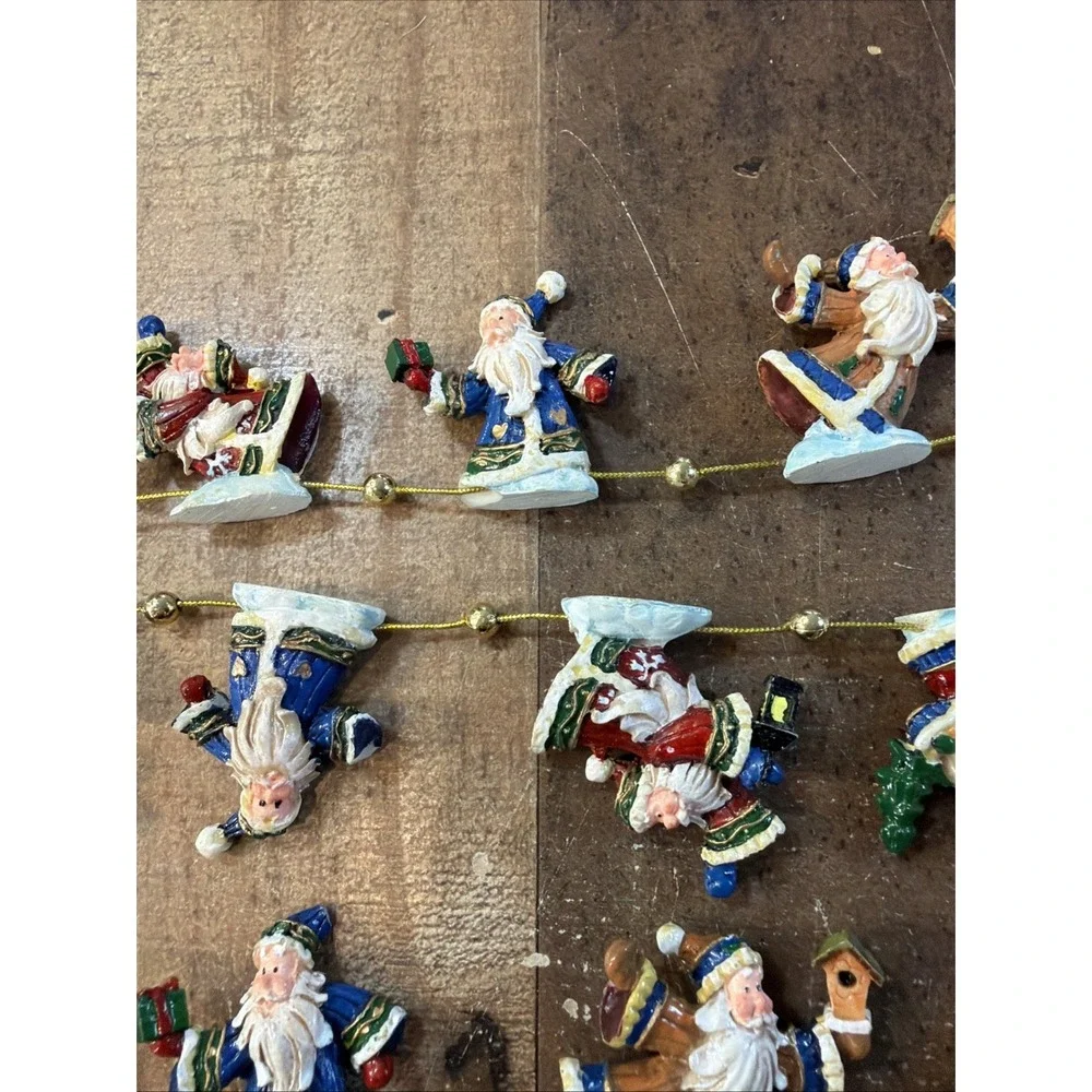 Vintage 1990s Christmas Santa Claus Miniature Resin Figurine Garland Set‎ Of 2